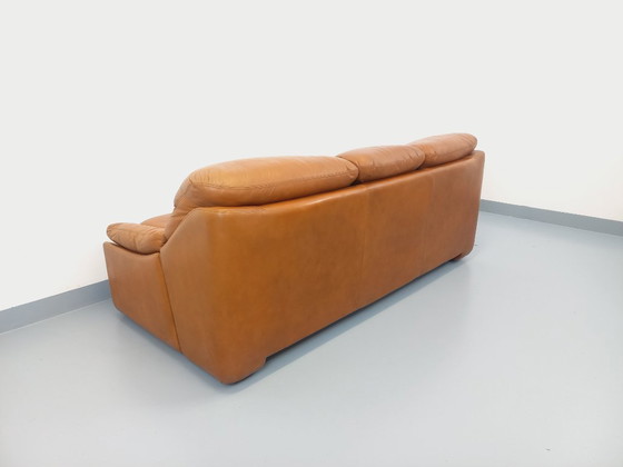 Image 1 of Vintage bank van cognac- en camelkleurig leer uit de jaren 70.