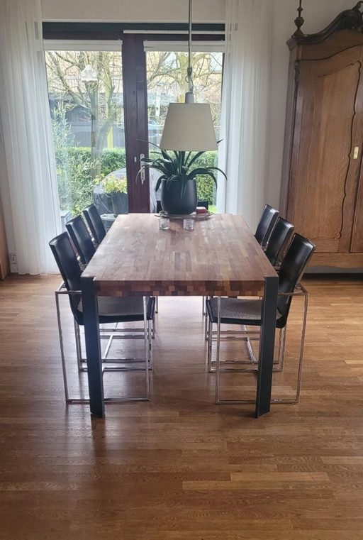 Ein wunderschöner Designer-Esstisch von Henk Vos für Linteloo