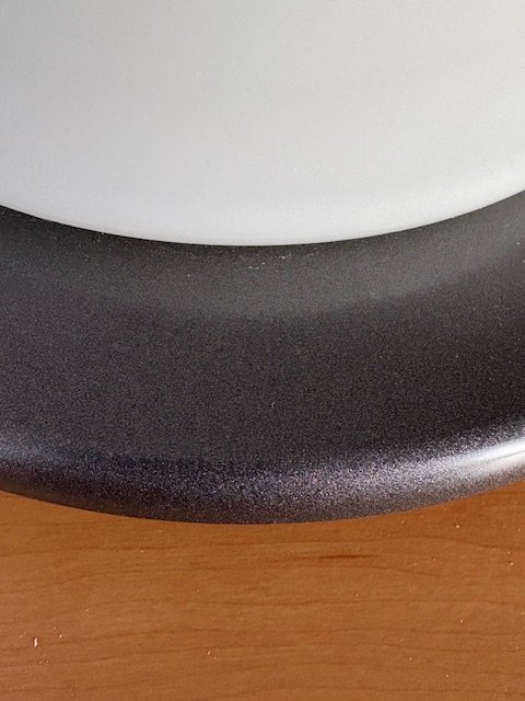 Image 1 of Lampada da soffitto vintage a forma di cono in vetro smerigliato con bordo grigio metallizzato degli anni &#39;80