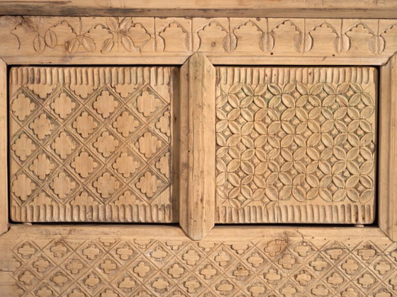 Aparador bajo tallado antiguo de madera de abeto – China, circa 1900 – Aparadores con vitrina (photo 37 of 40)