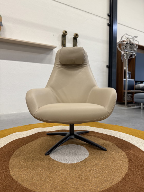 Image 1 of Pode Spot Two Drehsessel Senso Leder Blossom