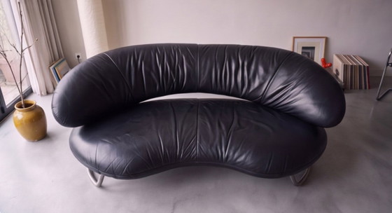 Divano vintage in pelle stile anni '80 - Nero, base cromata – Divani 2 posti, Leather (photo 3 of 6)