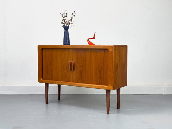 Credenza danese in teak con ante a serrandina, prodotta da CFC Silkeborg negli anni '70. – Credenze, Wood (photo 17 of 17)
