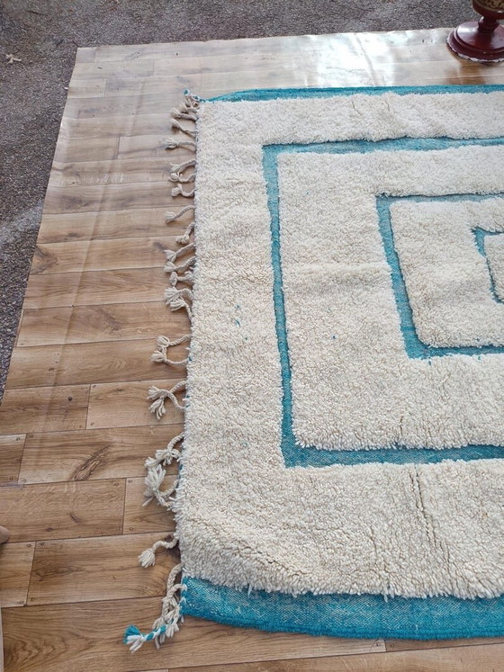 Alfombra bereber marroquí tejida a mano, azul y blanca, 2/3 m – Ahrend, Wool (photo 5 of 9)