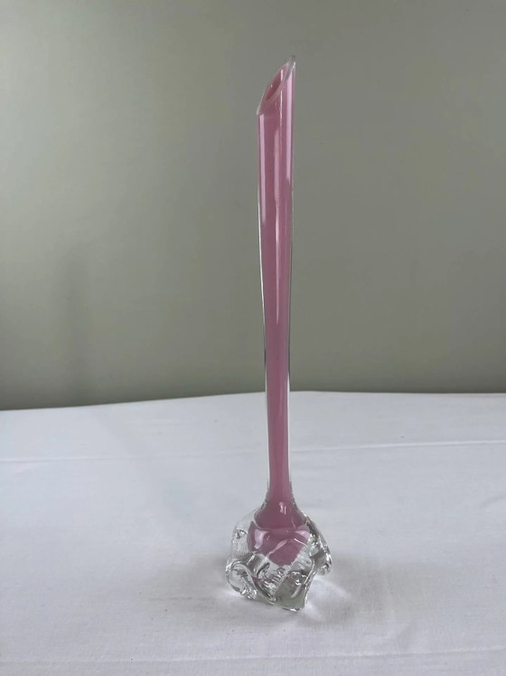 Sculptural glass soliflore in pink – Vases, Crystal, Design (photo 3 of 8)