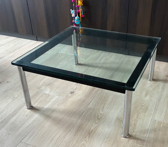 Image 1 of Cassina Le Corbusier LC-10P Couchtisch 70x70cm