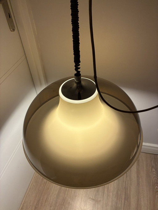 Temde amber acryl hanglamp, Zwitserland, jaren 70