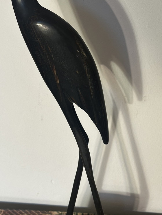 Image 1 of Grand Oiseau en Bois Noir Sculpté- Période Art-Deco H 43 cm