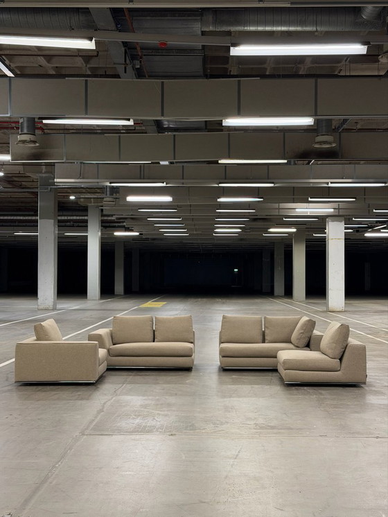 Image 1 of Minotti Hamilton | Moca |