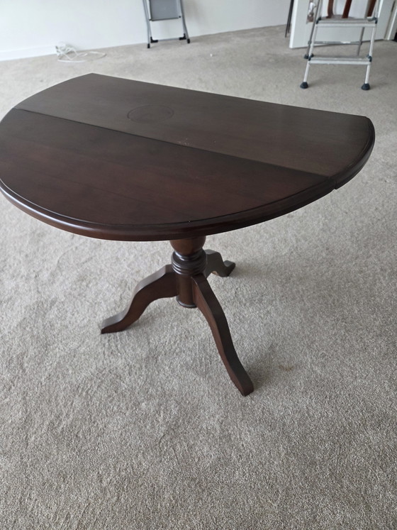 Image 1 of Wijntafel