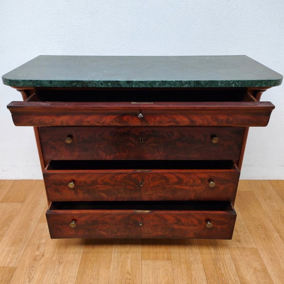 Image 1 of Cómoda antigua, cómoda, mueble de baño con encimera de mármol.