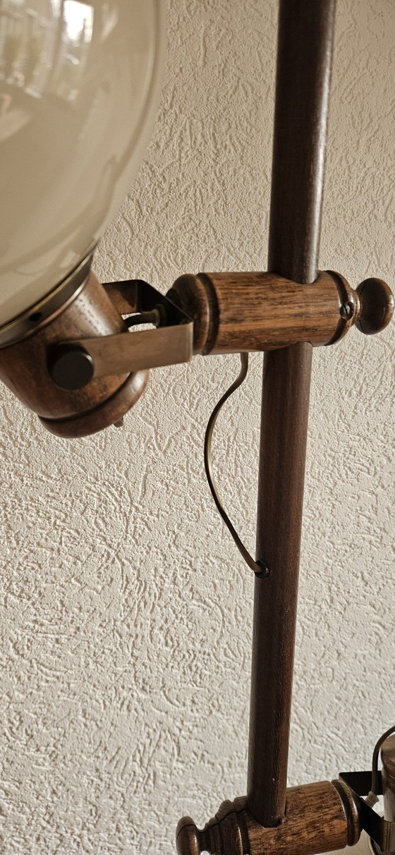 Image 1 of Lampadaire vintage en bois Herda en forme de champignon