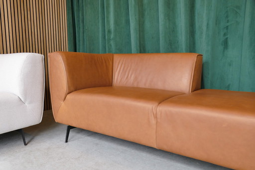 Chaise longue en cuir cognac Montel