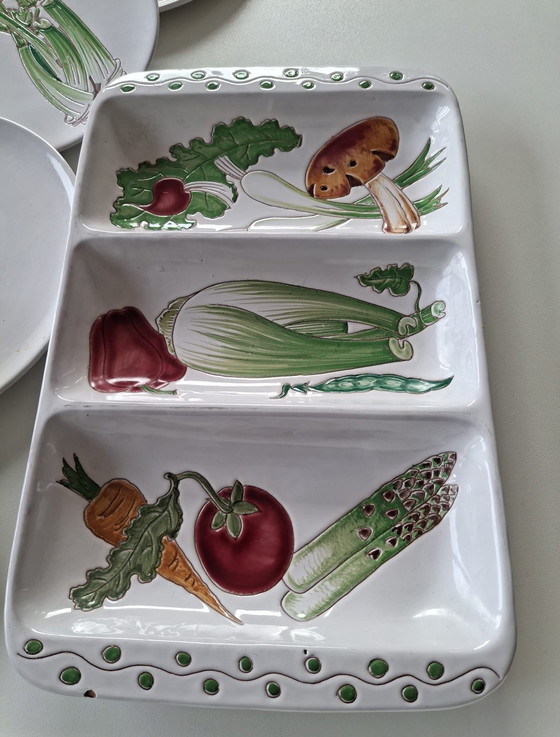 Image 1 of Vintage crockery vegetables. Hand painted in Italy