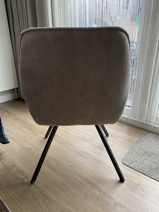 4 poltrone Baenks Stockland