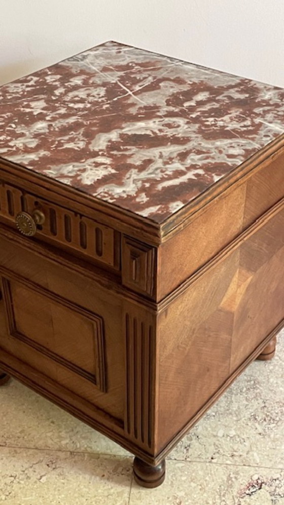 Image 1 of TABLE de Chevet Ancienne Bois et MARBRE
