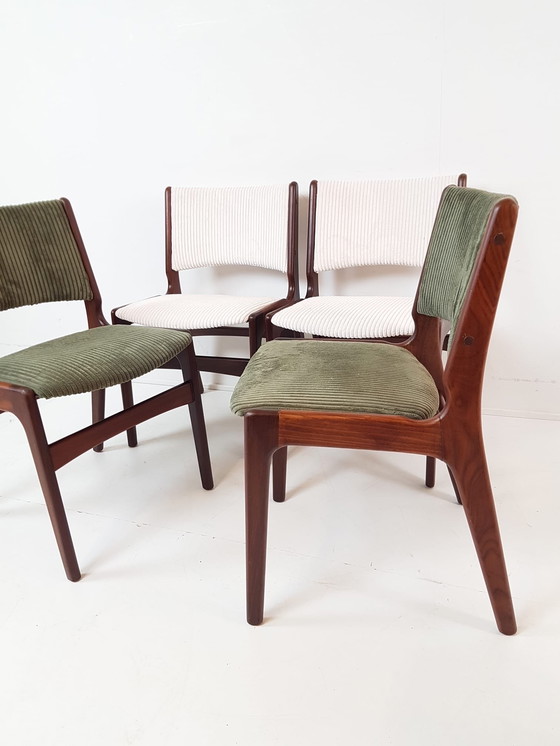 Image 1 of 8 sedie da tavolo da pranzo modello 89 di Erik Buch, in teak, appena rivestite