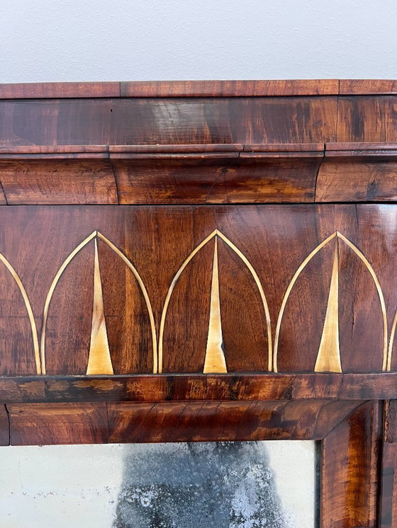 Image 1 of Cassettone - Noce - Comò con specchiera