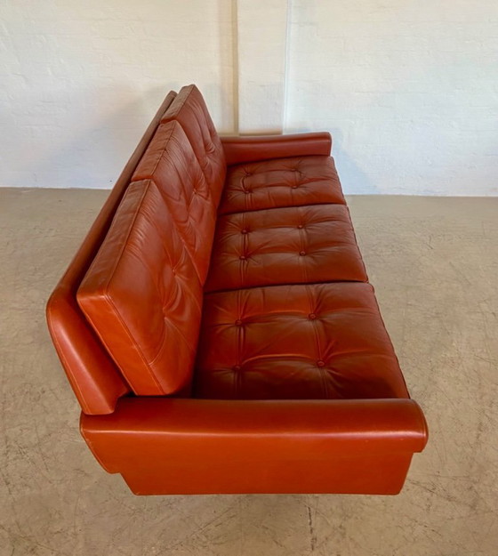 Image 1 of CANAPÉ 3 PLACES SVEND SKIPPER VINTAGE DANOIS EN CUIR COGNAC ET CHROMÉ