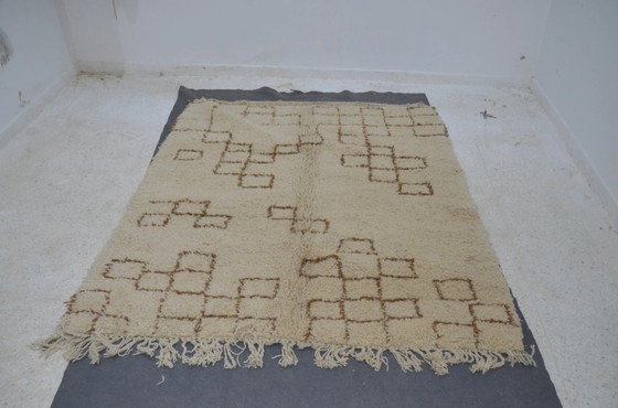 Image 1 of Luxury Beni Mrirt Rug Handcrafted – 100% Wool Made in Morocco (230 × 196 cm)