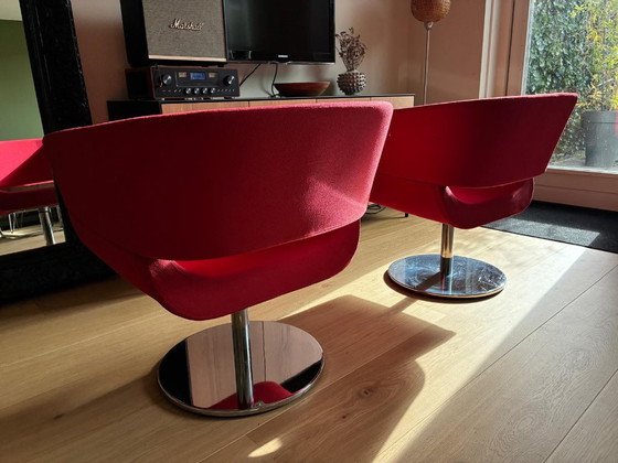 2x Allermuir A820 Calypso extreme swivel armchairs, Swivel chairs, Textile, Wool, Red (photo 12 of 17)