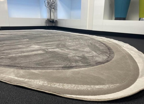 Image 1 of Leolux Pode Shallow Carpet Mud 280 x 380