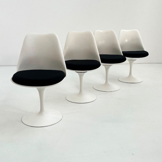 Image 1 of Set of 4 Swivel Tulip Dining Chairs by Eero Saarinen for Knoll, 1970s