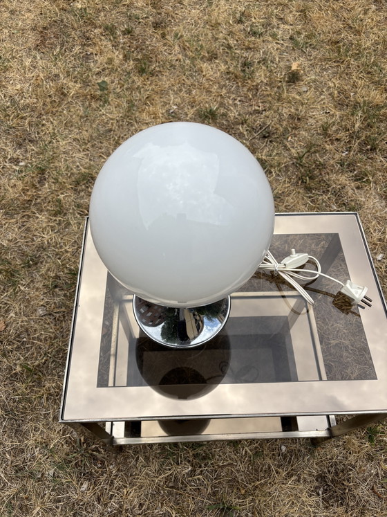 Vintage Space Age Table Lamp – Opaline Glass Globe & Chrome Base – 1970s – Metal (photo 8 of 11)