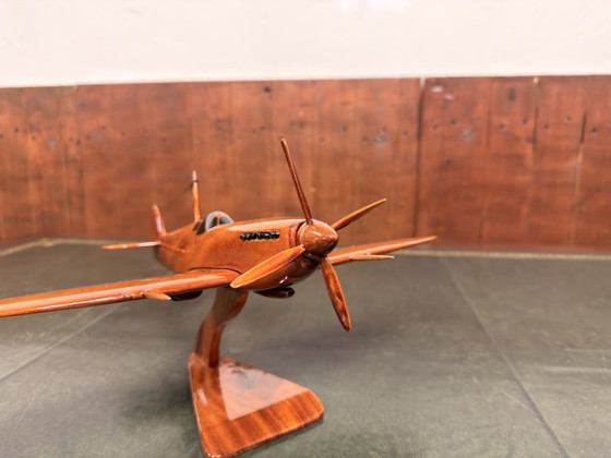 Avion miniature Spitfire en acajou anglais – Objets déco, Bois (photo 7 of 11)