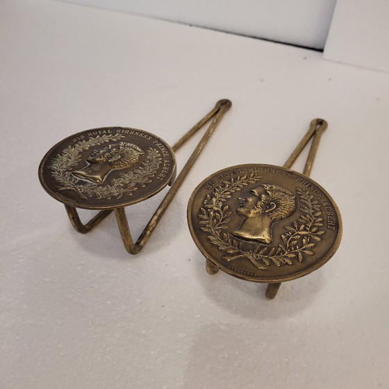 Image 1 of Coppia di grucce / appendiabiti "Prince Albert", bronzo, f. XIX sec. XIX - Inghilterra