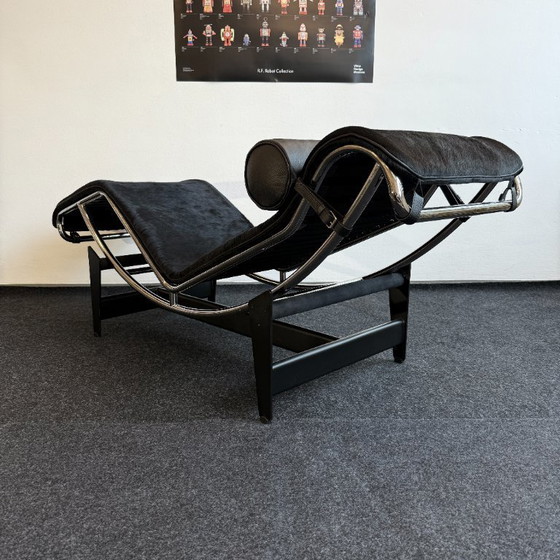 Image 1 of Cassina LC 4 - chaise longue - cuero de vaca negro - clásico - ¡Como nuevo!