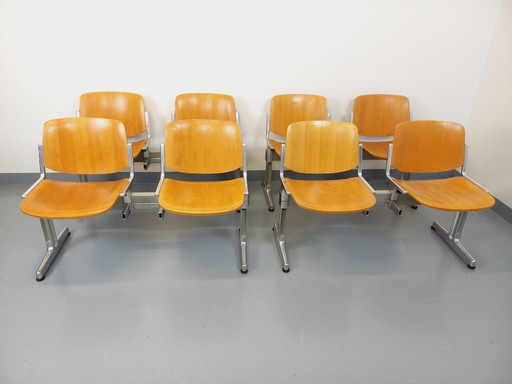 Suite mit 4 Bänken von Giancarlo Piretti für Castelli Vintage aus Holz und Aluminium aus den 70er Jahren