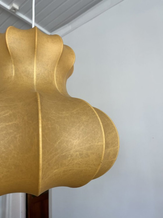 Cocoon Hängelampe – Goldkant Leuchten – Pendelleuchten, Fiberglass (photo 9 of 14)