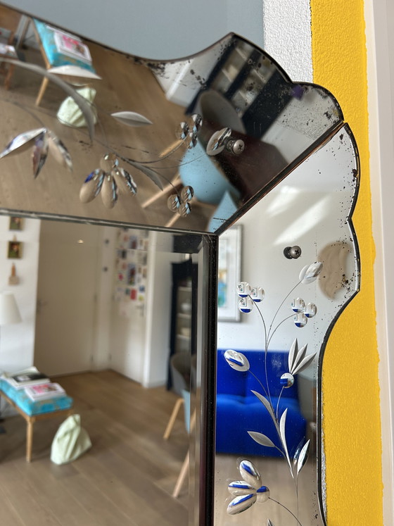 Image 1 of Beautiful Vintage Venetian Mirror – Etched Glass 79x58 cm