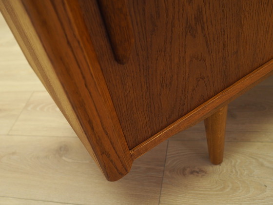 Image 1 of Buffet en chêne, design danois, années 1960, production : Danemark