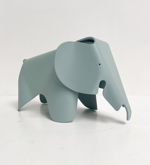 Vitra Eames Elefant von Charles & Ray Eames