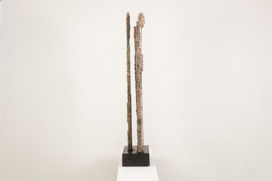 Image 1 of Lawrence. Doppelseitige, geschnitzte Holzskulptur. 20. Jahrhundert.