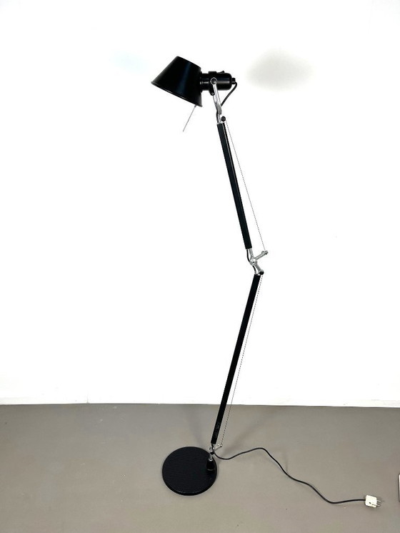 Image 1 of Lámpara de pie Tolomeo de aluminio del siglo XX, diseñada por Michele De Lucchi para Artemide, 1987