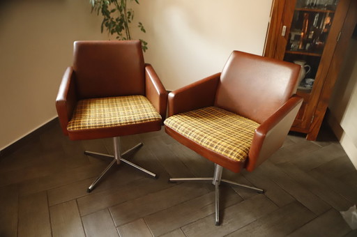 Set aus 2 DDR Vintage Drehsesseln (1970er Jahre)