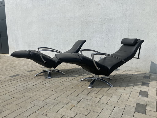 2x black Jori Brainbuilder recliner Top condition!!! Medi Mono-move incl 1x elliptical pillow