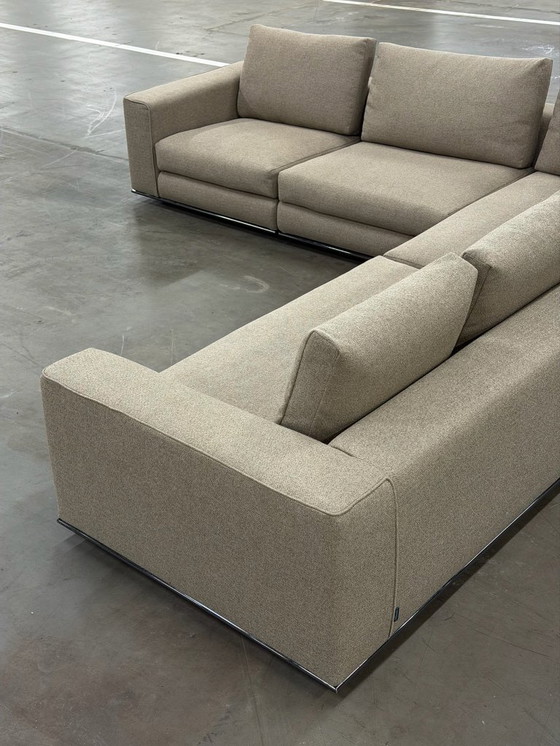 Image 1 of Minotti Hamilton | Moca |