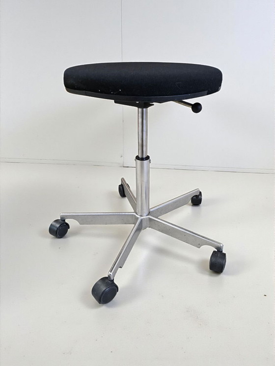 Image 1 of Design Bauhaus Fritz Hansen Büro Arbeits Rollhocker Hocker Stuhl Made in Denmark Arbeitshocker