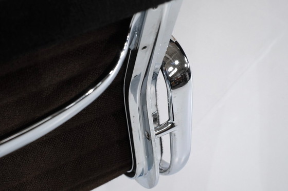 Image 1 of Ensemble de fauteuils « EA 117 » Charles Ray Eames pour ICF USA 1969.