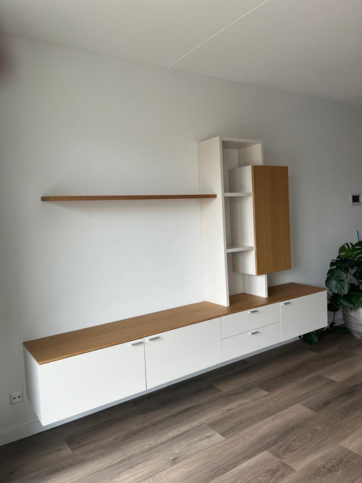 Interstar Wall Cabinet