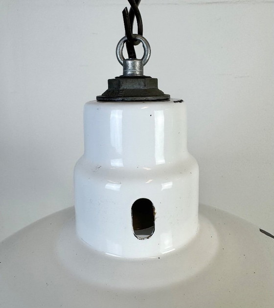 Image 1 of Industriële witte geëmailleerde fabriekshanglamp van Abolite, jaren 60