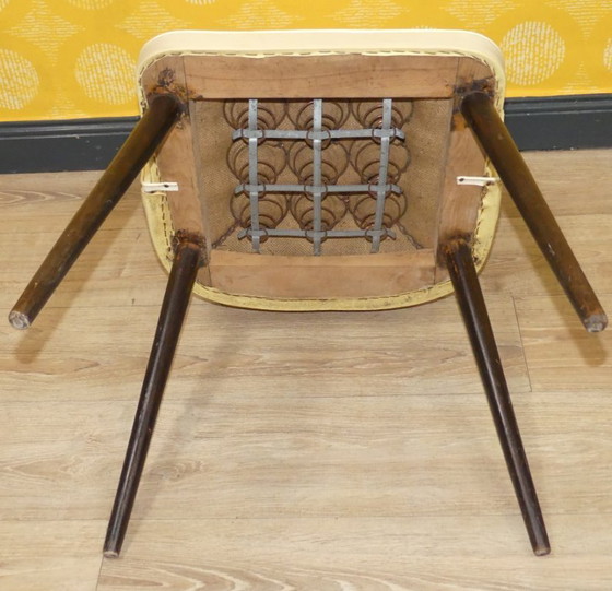 Image 1 of 50er Jahre Cocktailstuhl pastell gelb rockabilly Klassiker Stuhl Holz Cocktailsessel Kunststoff retro vintage mid century fiftie