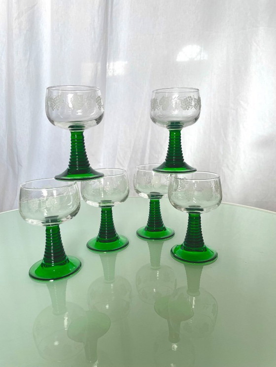 Image 1 of 6 Roemer wijnglazen