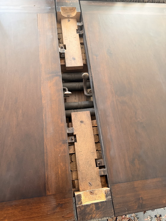 Image 1 of 6x Stühle Nicht Renoviert und 1 Großer Ausziehtisch Renoviert