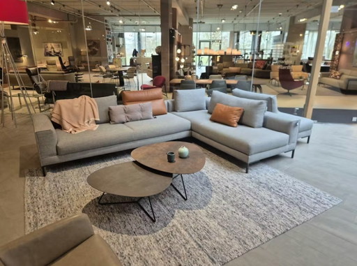 Sofá esquinero Aikon Lounge 13 de diseño en stock