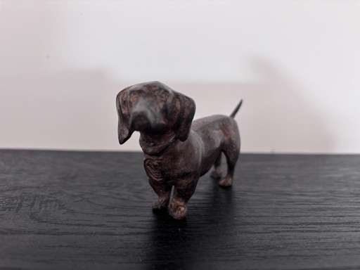 Figura original de bronce de un perro salchicha – Pierre Chenet – decoratieve objecten, Bronze (photo 2 of 9)